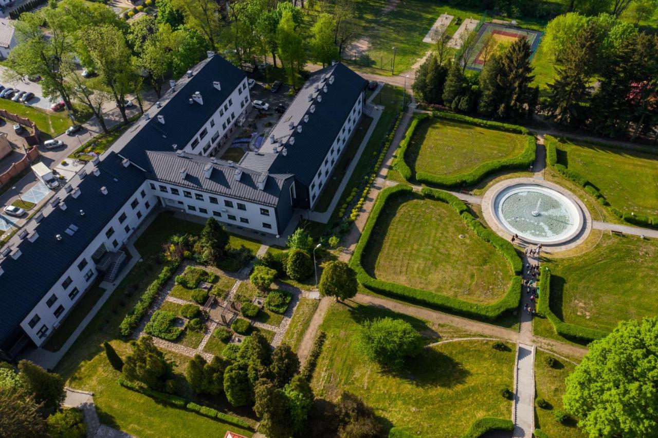 Centrum Rehabilitacji Spolecznej I Zawodowej Zaz Sloneczne Wzgorze Tarnow Ngoại thất bức ảnh